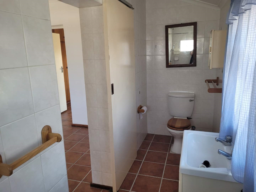 4 Bedroom Property for Sale in Bothasig Western Cape